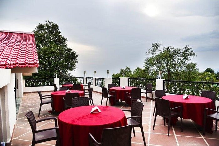 terrace restaurant indraprastha-resort dalhousie